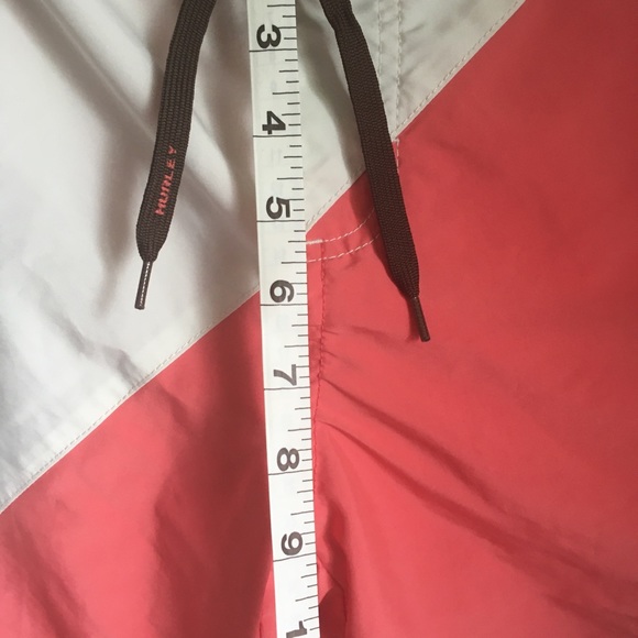 HURLEY BOARD SHORTS SIZE 3 *28” Waist* - Picture 3 of 8